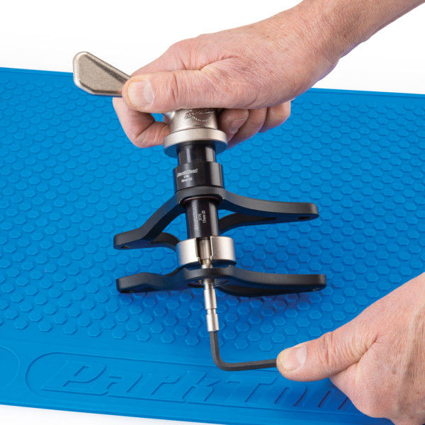 Килимок ремонтний Park Tool OM-2 (38cm x 62cm)