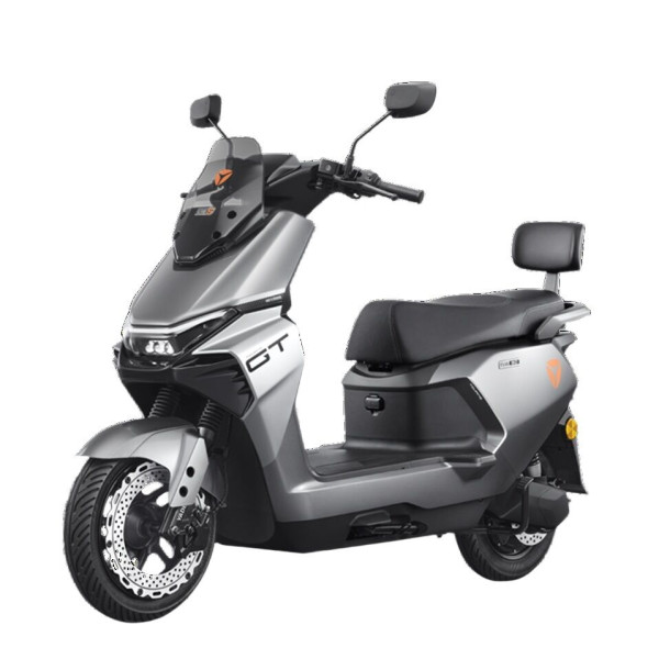 Електроскутер Yadea «GS70» 8607, двигун 2000W, акумулятор 72V 23Ah графеновий, срібний, колеса 12"